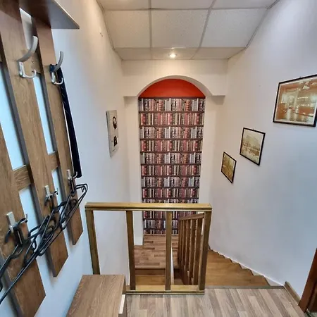 Centrul Vechi Old In בוקרשט